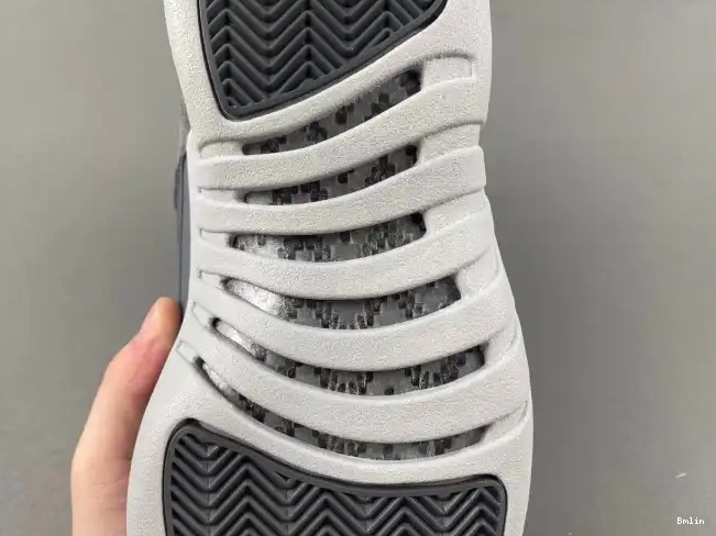 Boostmaster lin 130690-005 JORDAN AIR 12 RETRO mens GREY